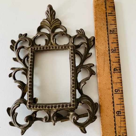 Ornate Victorian Cost Metal Small Frame - Picture 2 of 8